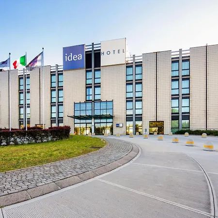 Отель Idea San Siro 4*